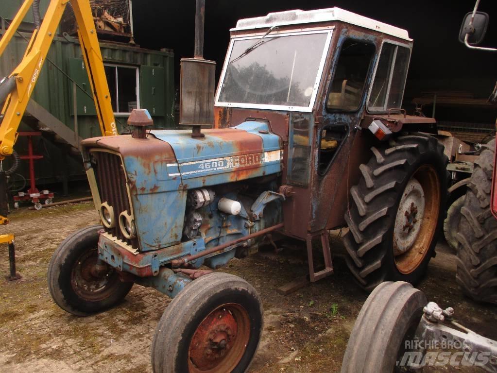Ford 4600 トラクター