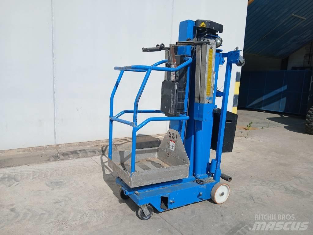 Snorkel UL25DC 手押し式高所作業台