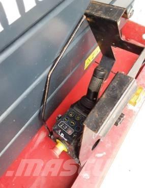 Magni ES 1612 ACP シザースリフト