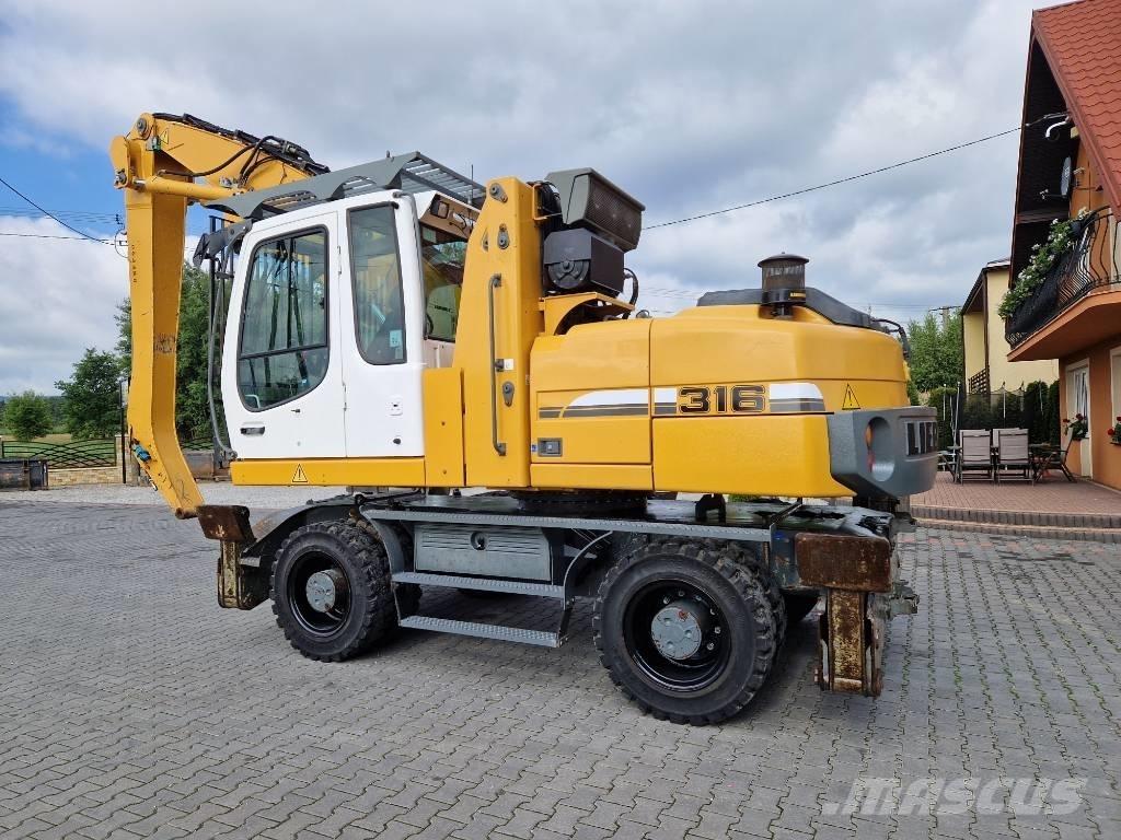 Liebherr 316 ホイール式油圧ショベル（パワーショベル・ユンボ・バックホー）