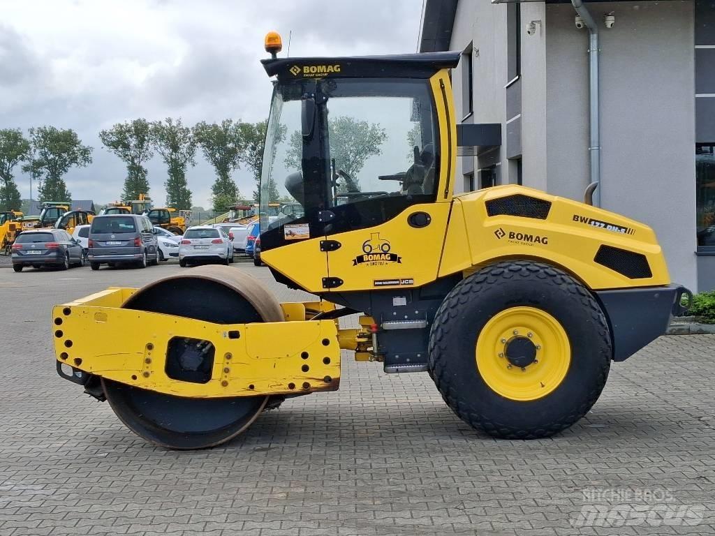 Bomag BW 177 D H-5 振動ローラ