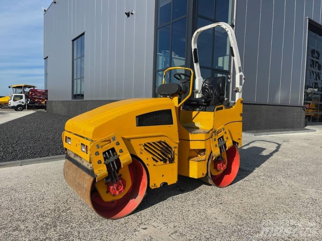 Bomag BW 100 AD-4 タンデムローラ