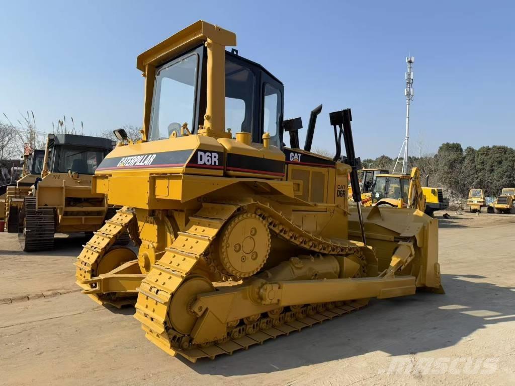 CAT D 6 R ブルドーザー