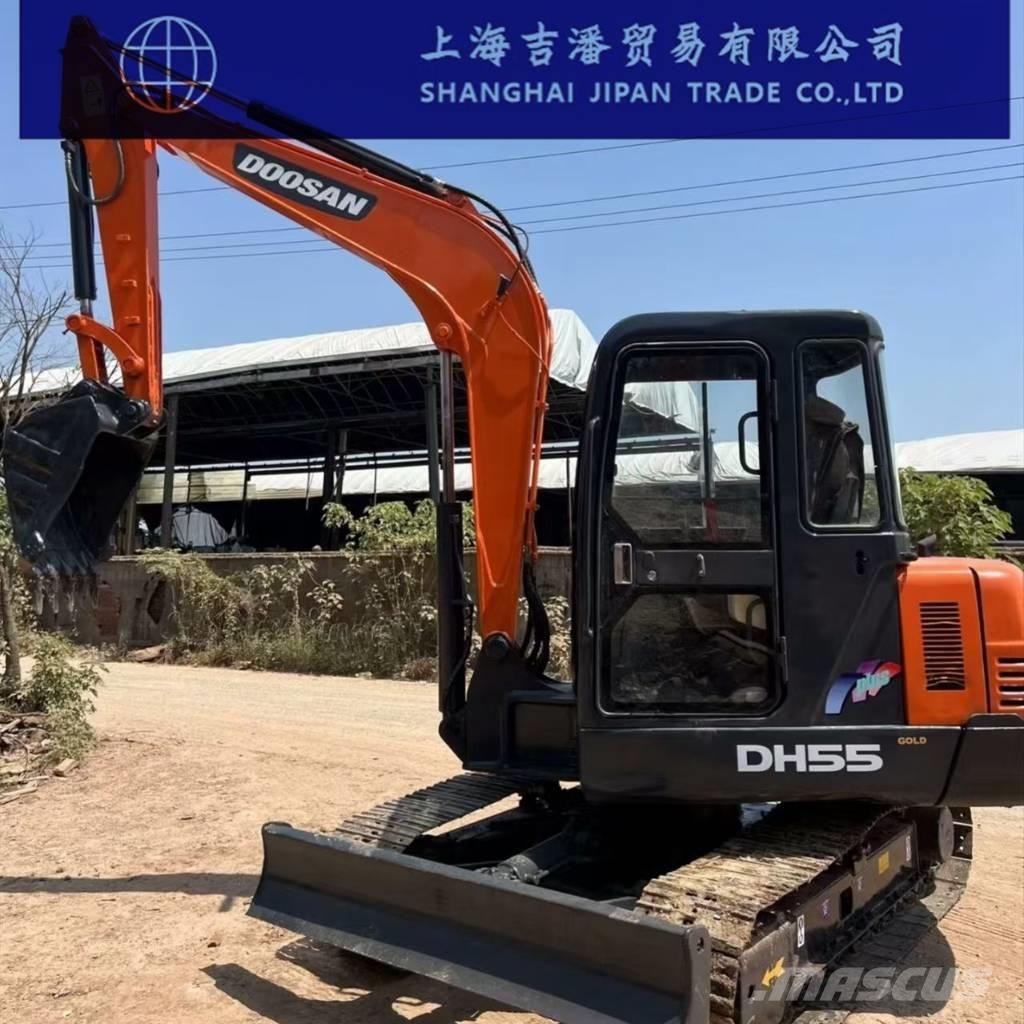 Doosan DH 55 ミニ油圧ショベル 7t以下（ミニユンボ・ミニディガー）