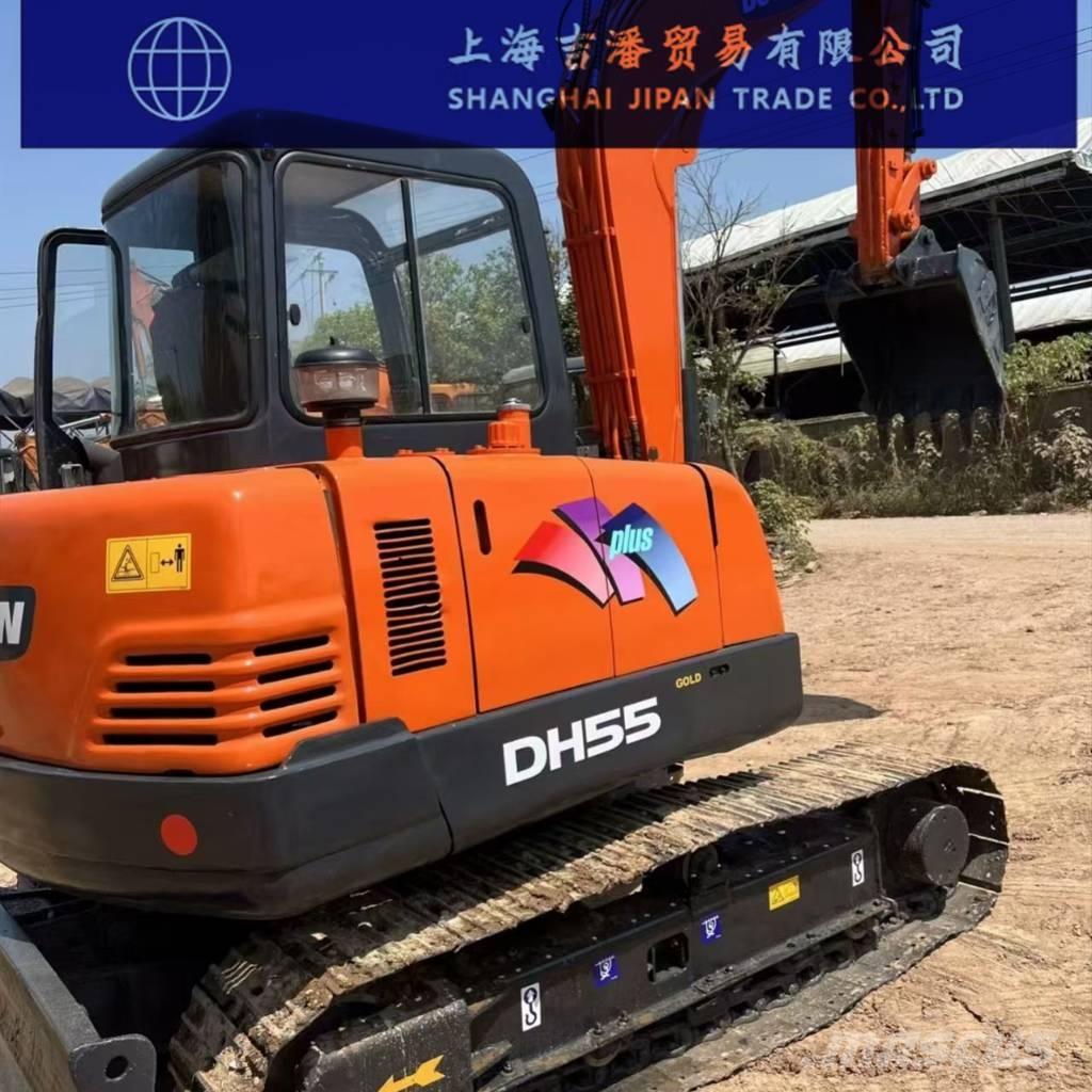 Doosan DH 55 ミニ油圧ショベル 7t以下（ミニユンボ・ミニディガー）