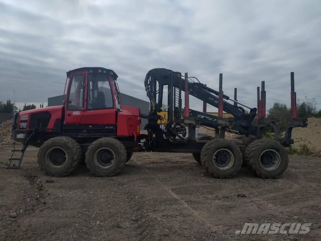Komatsu 875 フォワーダー