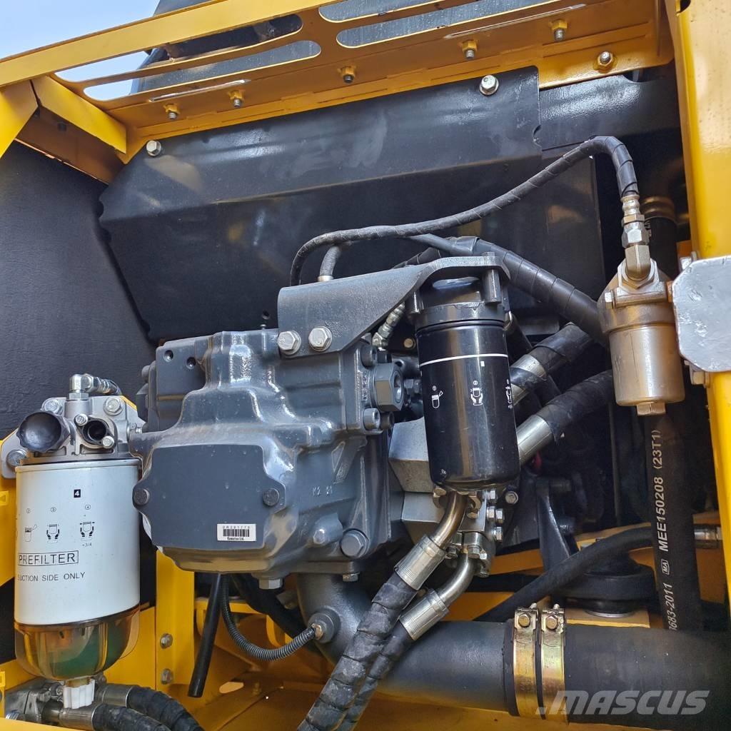 Komatsu PC 200-8 大型油圧ショベル12t以上（パワーショベル・ユンボ）