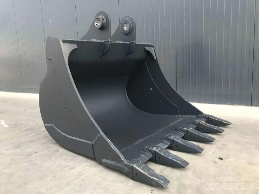 Komatsu PC210 バケット