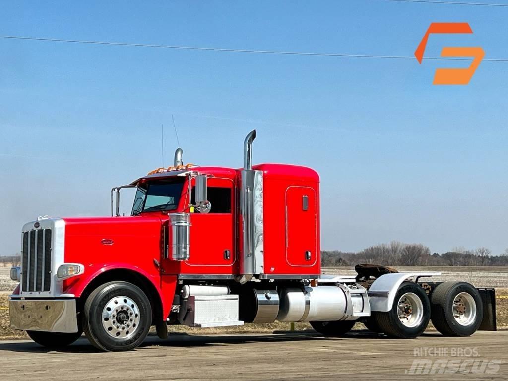 Peterbilt 388 中古トラクターヘッド | トレーラーヘッド