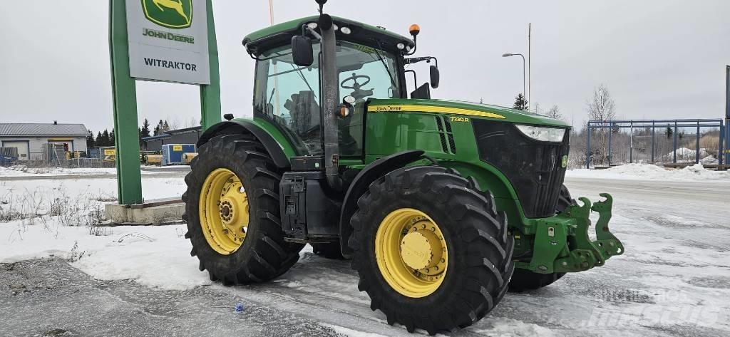 John Deere 7230 R トラクター