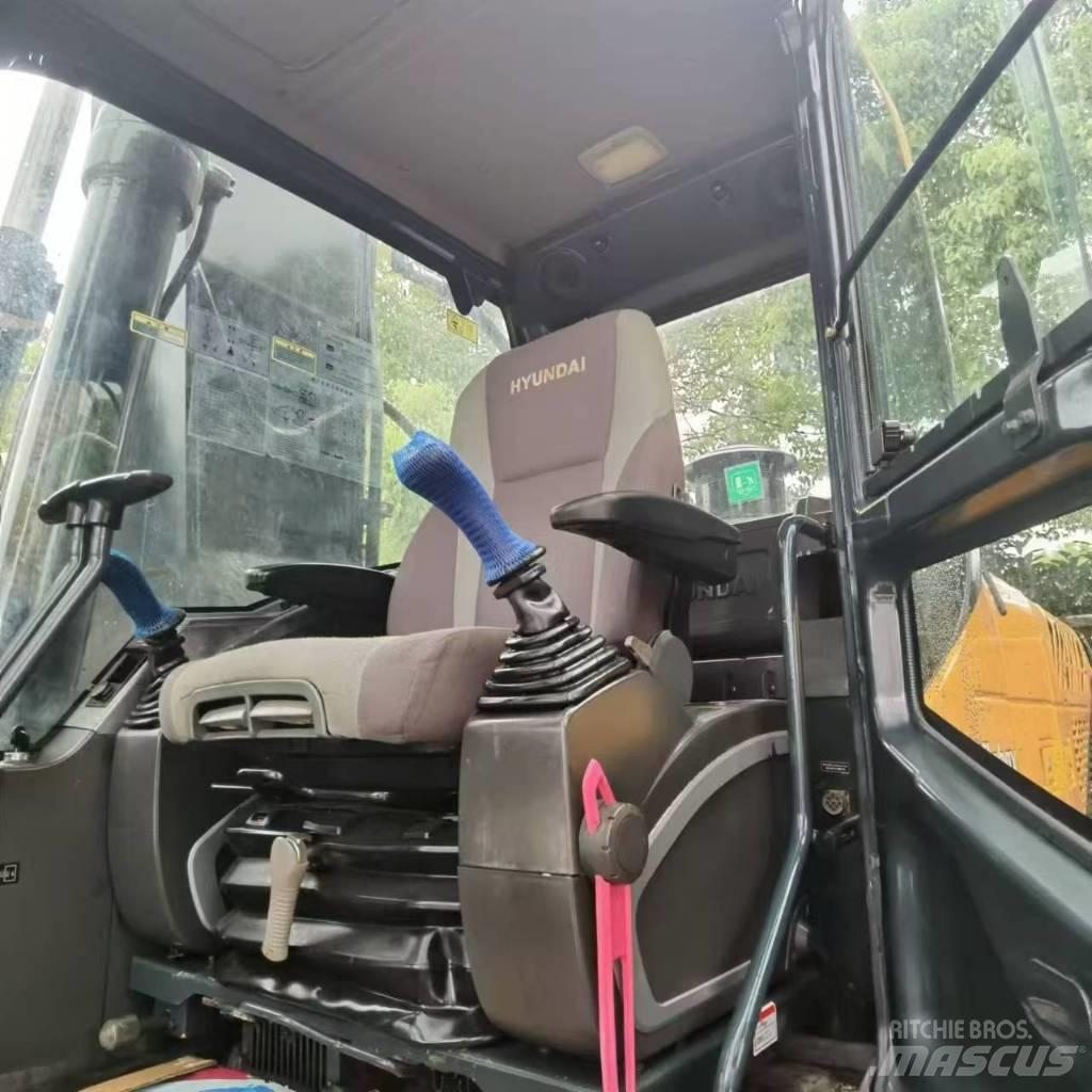 Hyundai R300LC-9S 中型油圧ショベル 7ｔ-12ｔ（ユンボ・パワーショベル・バックホー）