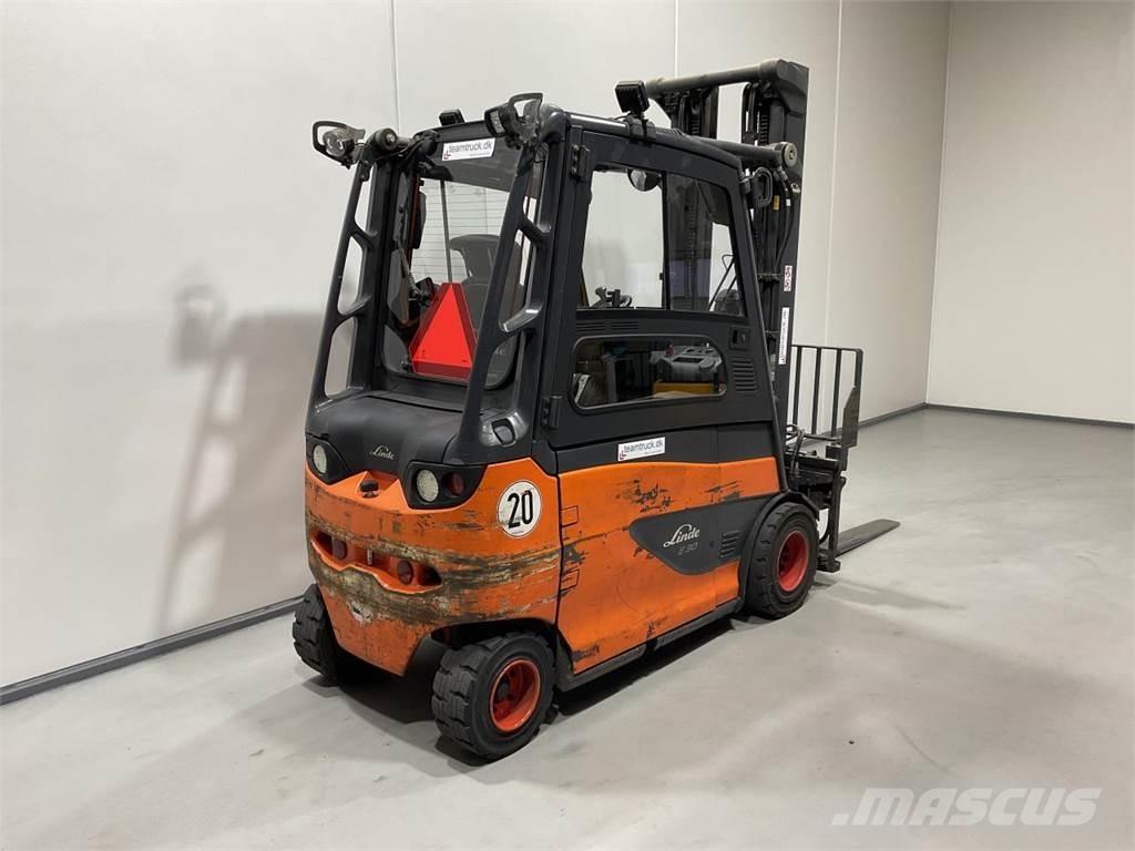 Linde E30/600-02 バッテリーフォークリフト