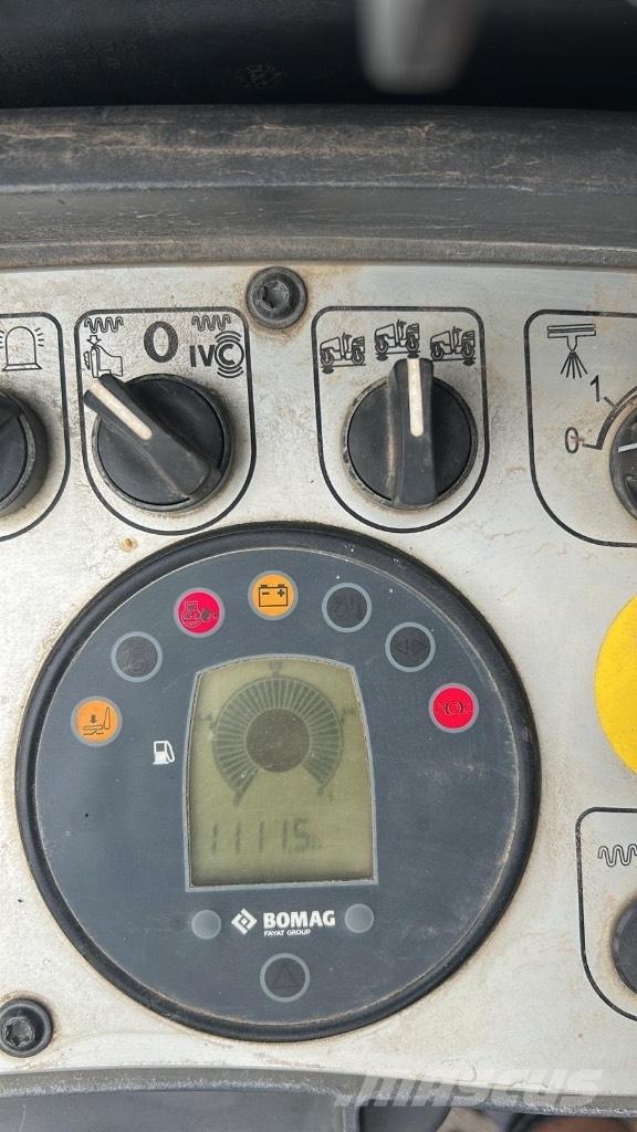 Bomag BW 120 AD-5 タンデムローラ