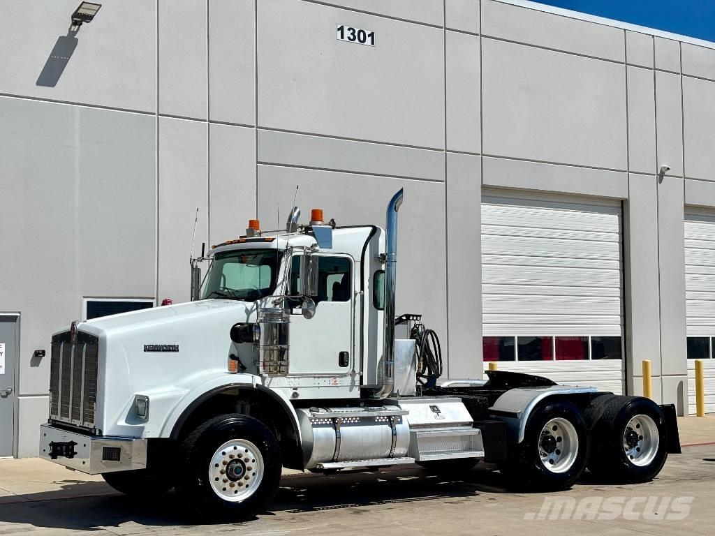 Kenworth T 800 中古トラクターヘッド | トレーラーヘッド