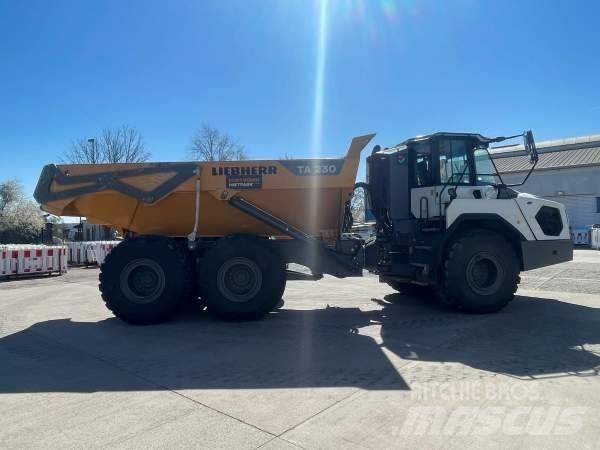 Liebherr TA 230 アーティキュレート式ダンプトラック