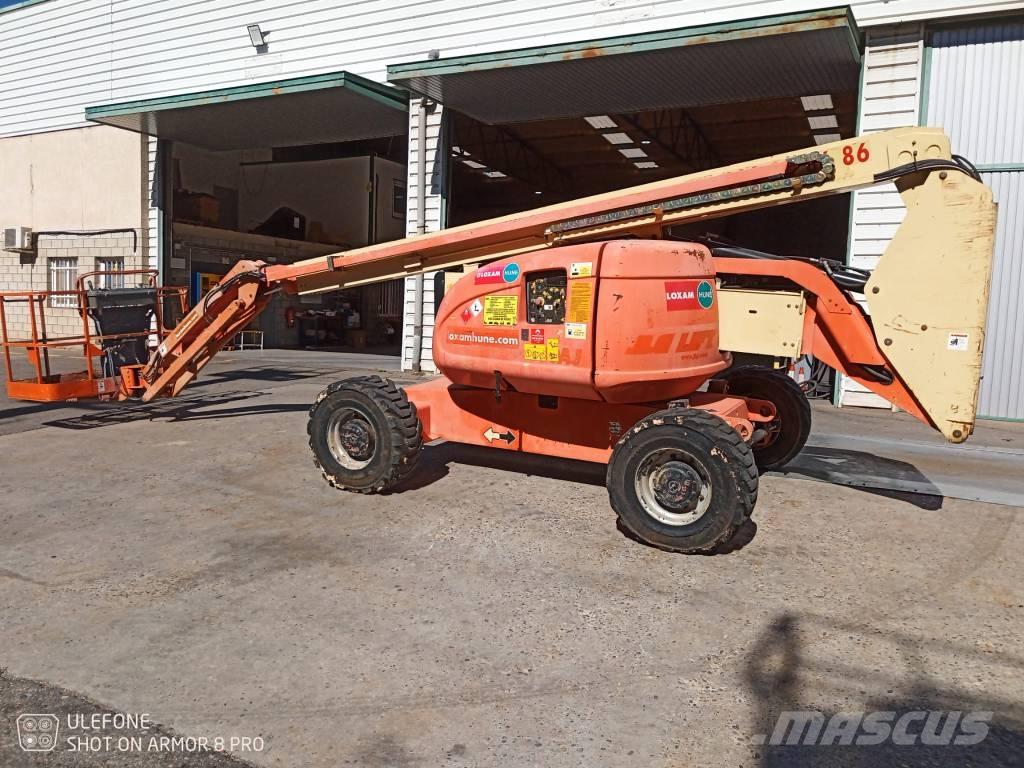 JLG 600 AJ ブームリフト　屈伸型