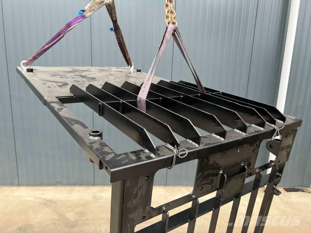 CAT 330C Guard キャビン及び内装