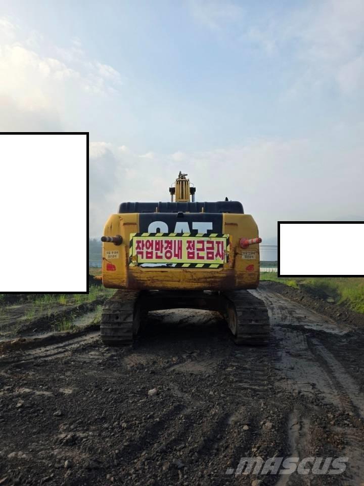 CAT 330FL 大型油圧ショベル12t以上（パワーショベル・ユンボ）