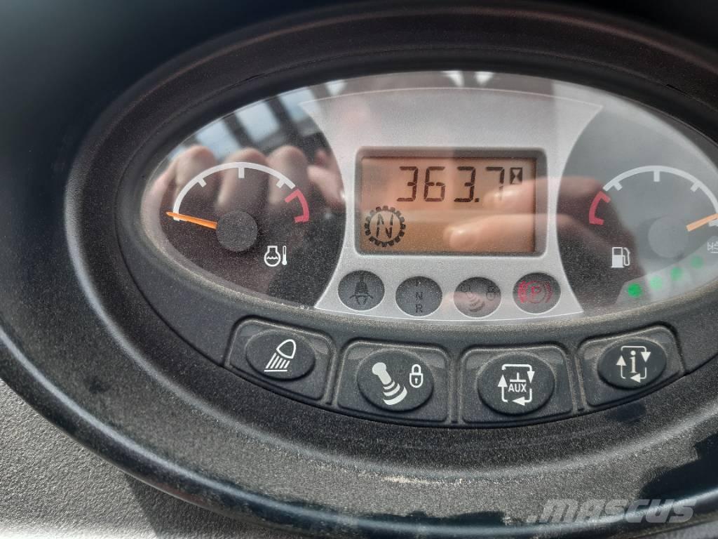 Bobcat TL 30.70 HB テレスコーピックハンドラー