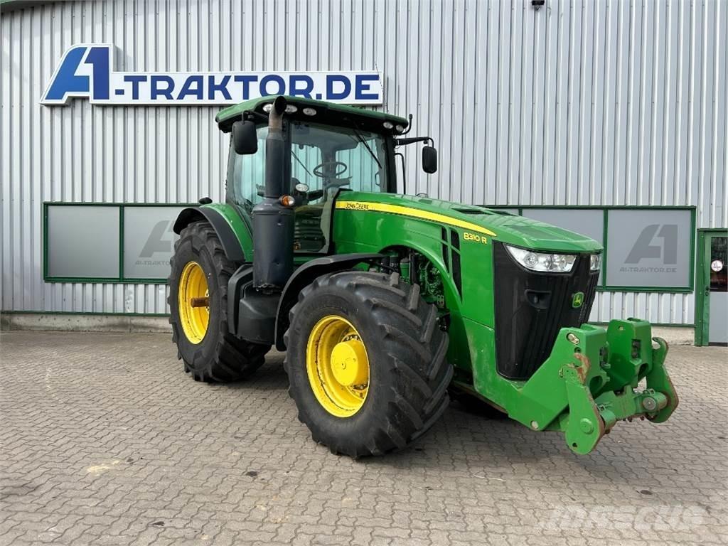 John Deere 8310R トラクター