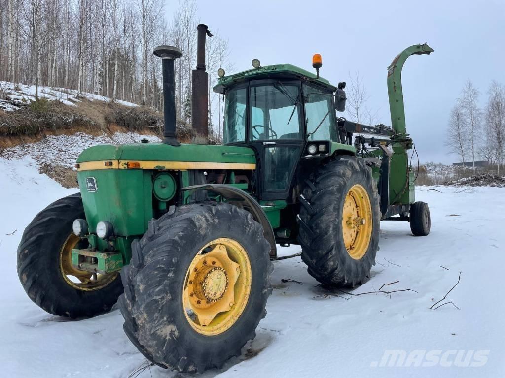 John Deere 4240 S トラクター