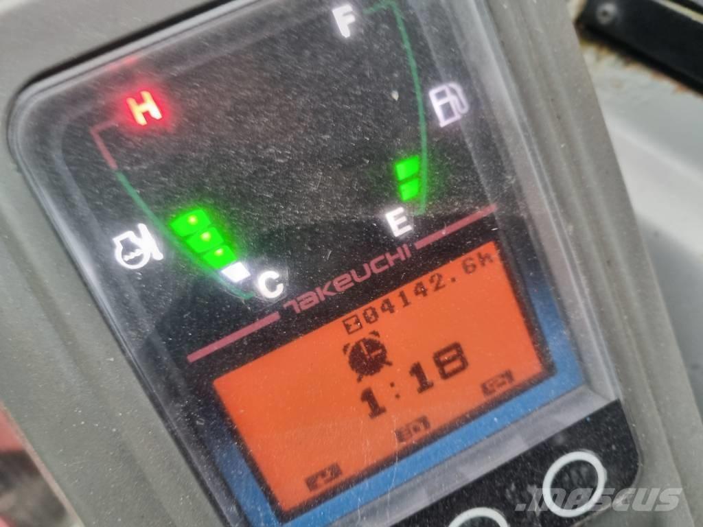 Takeuchi TB 216 ミニ油圧ショベル 7t以下（ミニユンボ・ミニディガー）