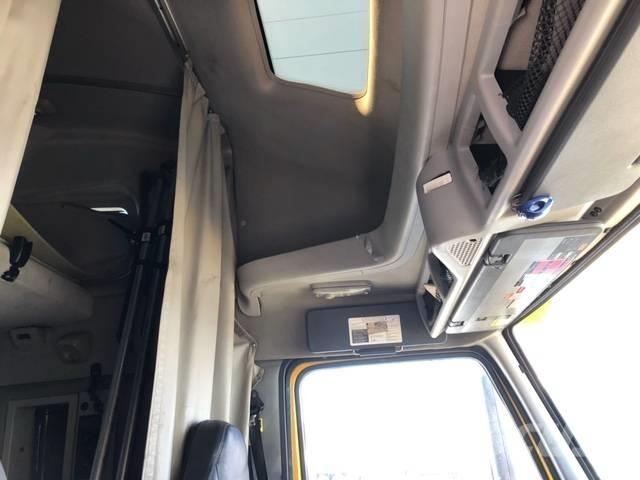 Volvo VNL 中古トラクターヘッド | トレーラーヘッド