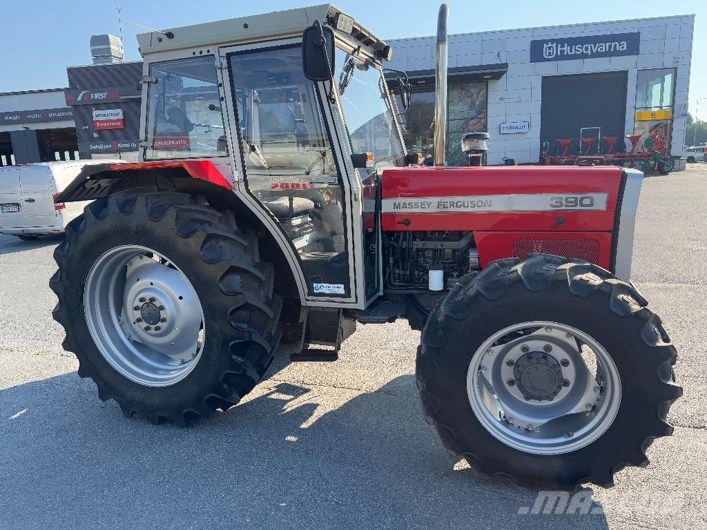Massey Ferguson 390 トラクター