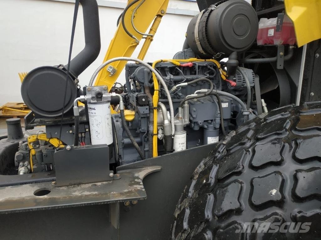 Bomag BW 216 D-5 SL 振動ローラ