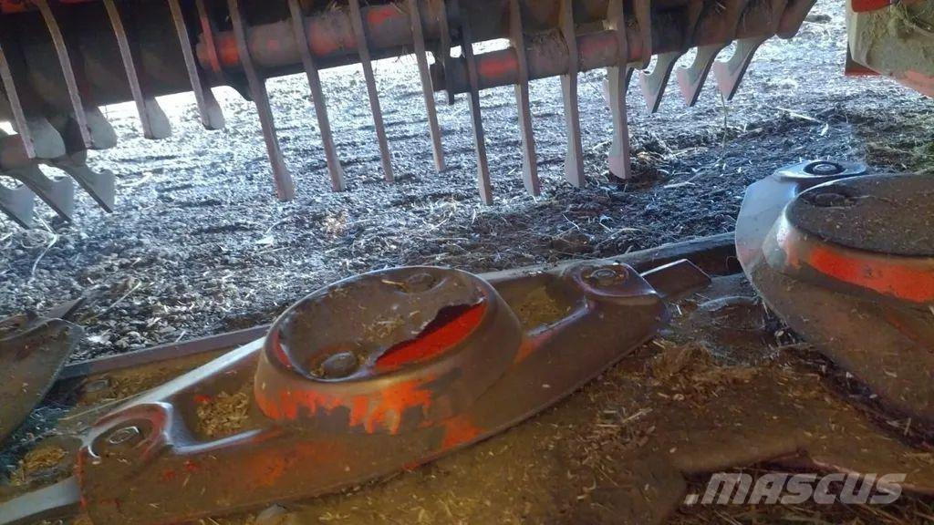 Kuhn FC 314 D FF 牽引式モア/芝刈り機