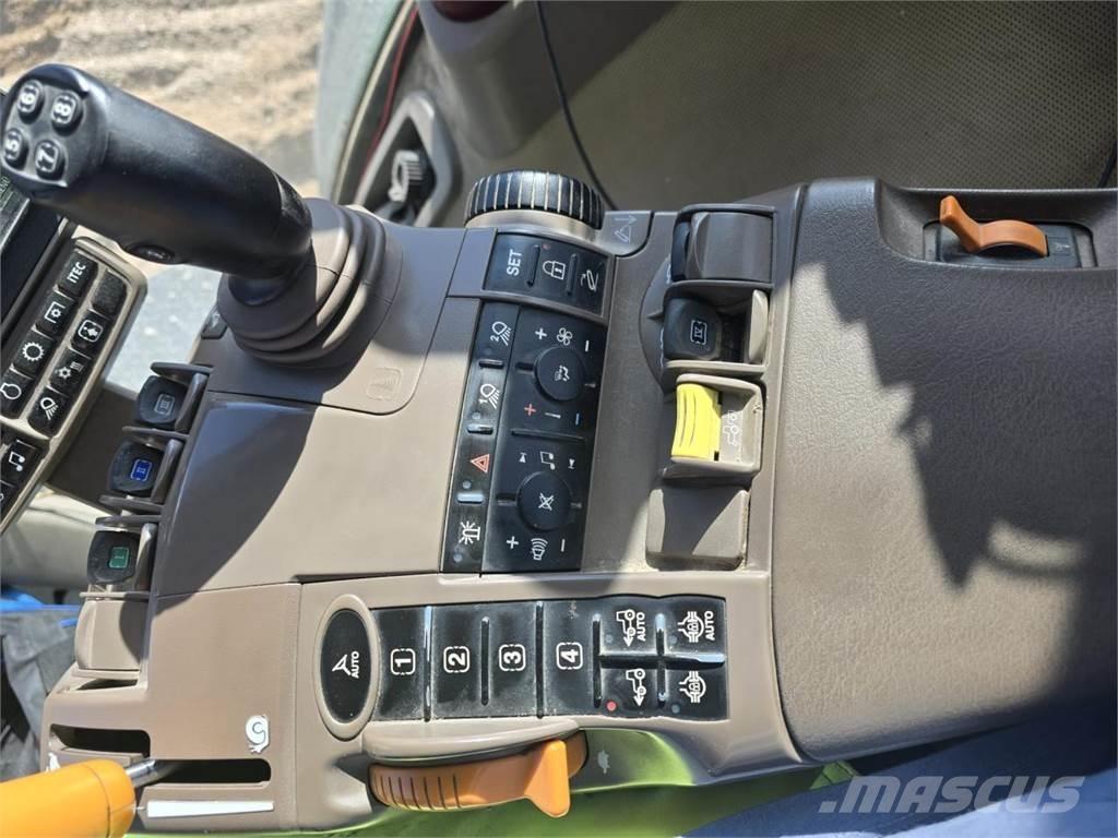 John Deere 8370R トラクター