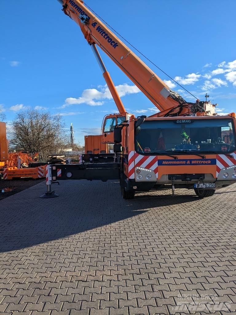 Terex Demag AC 250-5 オールテレーンクレーン