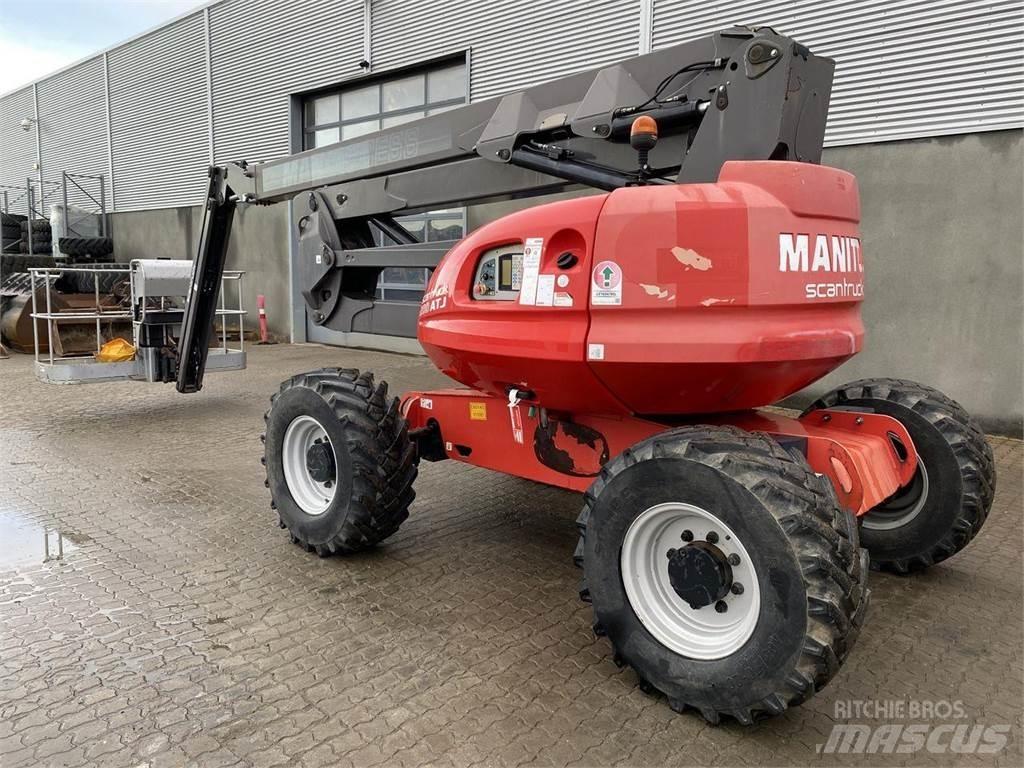 Manitou 200ATJ RC ブームリフト　屈伸型