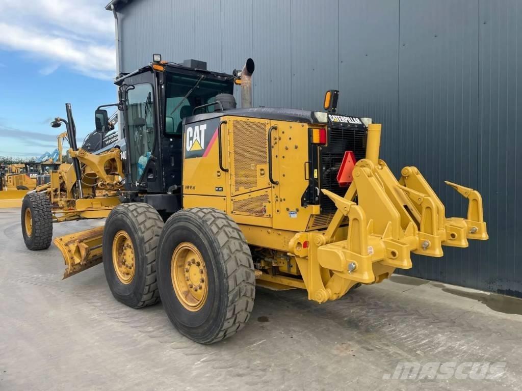 CAT 140M モーターグレーダー