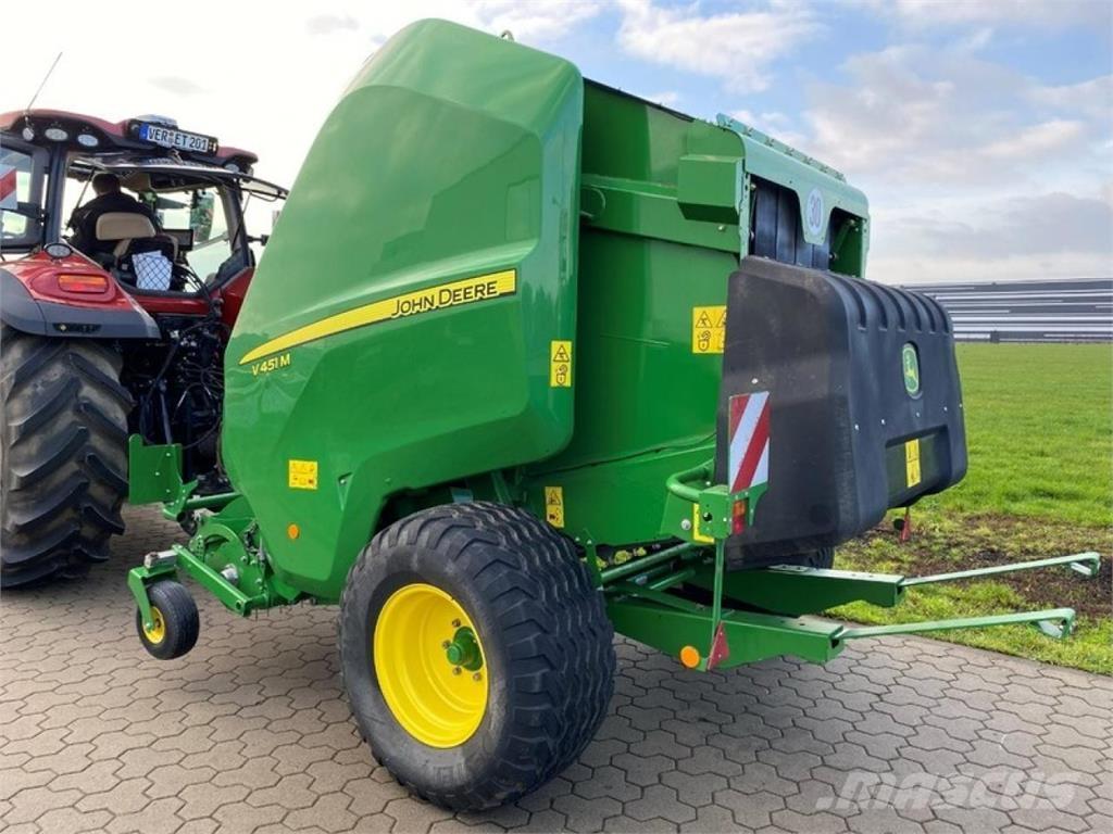 John Deere V 451 M ラウンドベーラー