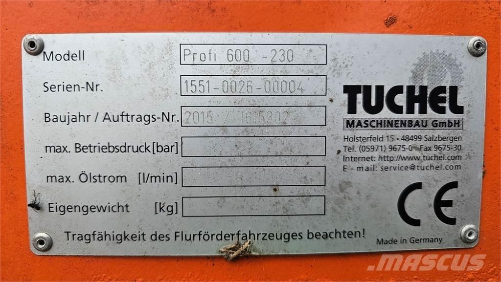 Tuchel Profi 230 路面清掃機