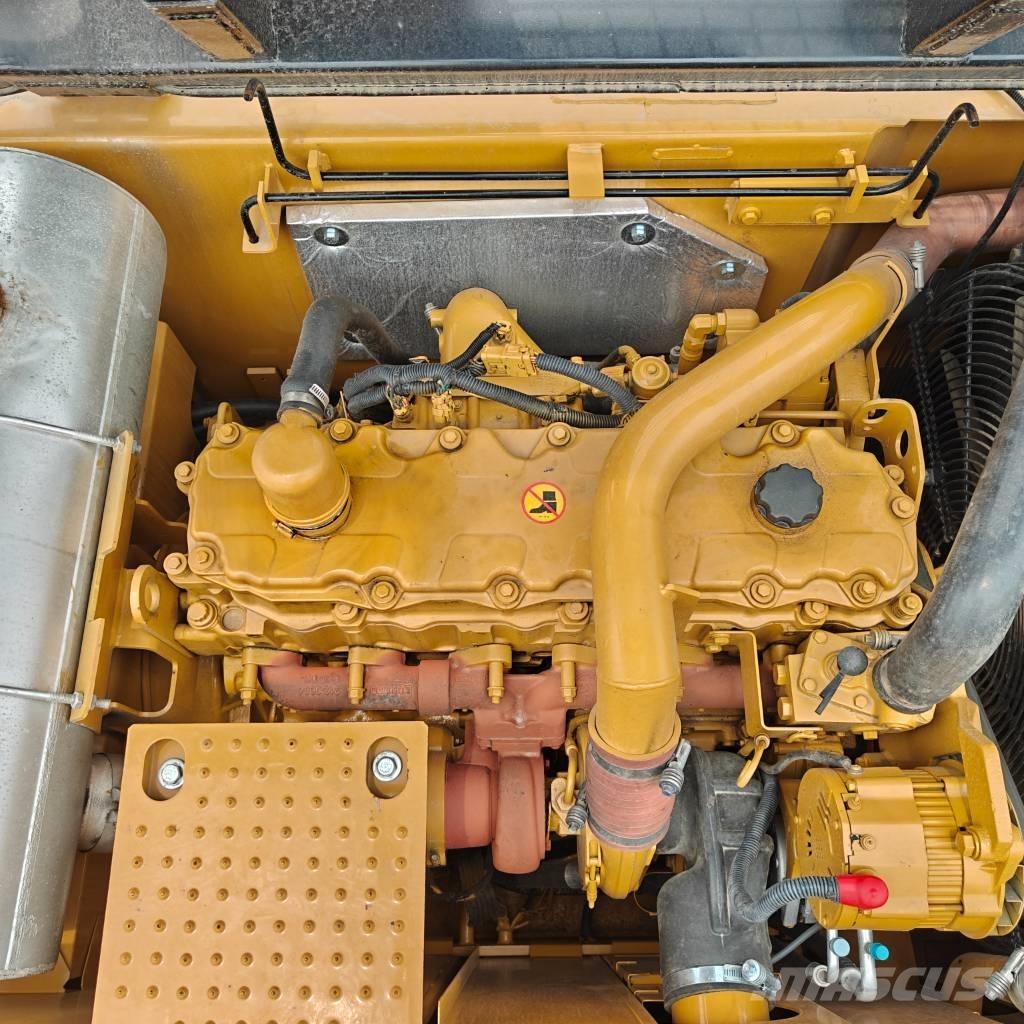 CAT 329 D 大型油圧ショベル12t以上（パワーショベル・ユンボ）