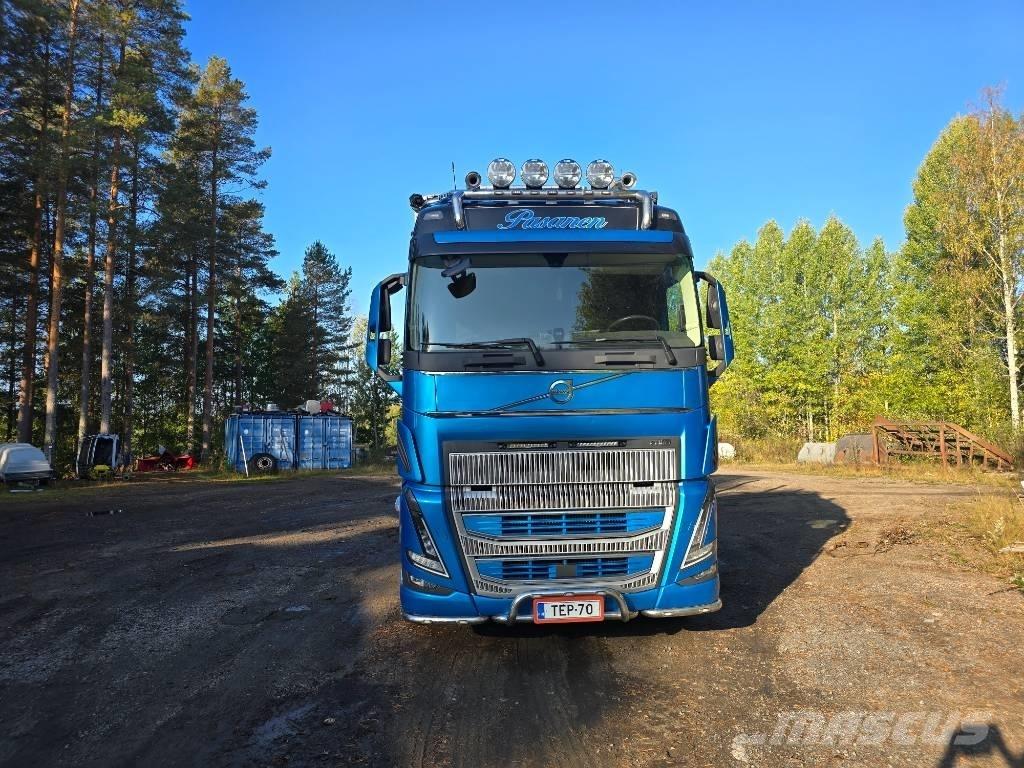 Volvo FH 16 750 木材トラック