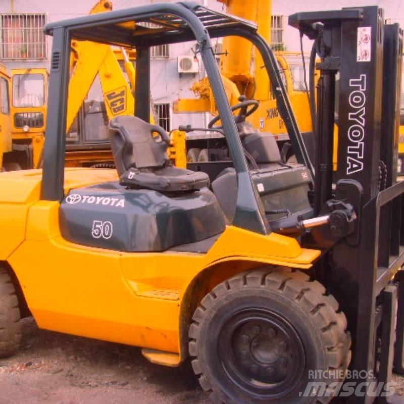 Toyota FD 50 ディーゼル・軽油