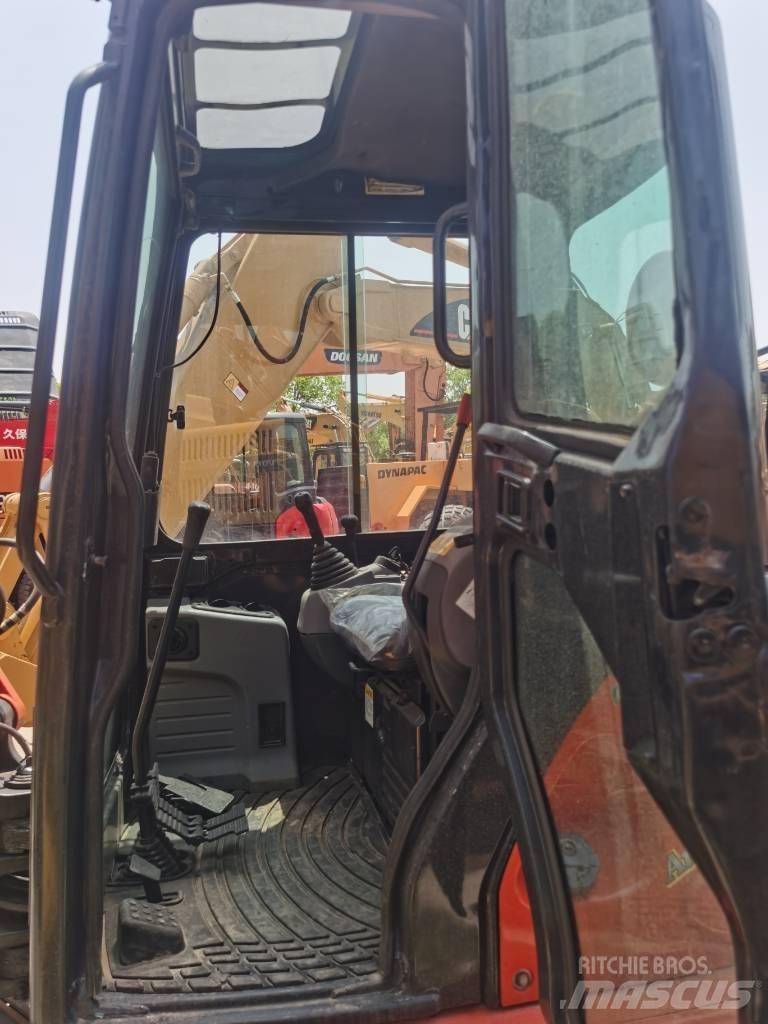 Kubota KX 155 大型油圧ショベル12t以上（パワーショベル・ユンボ）