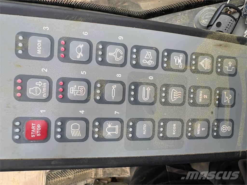 Liebherr R 926 大型油圧ショベル12t以上（パワーショベル・ユンボ）