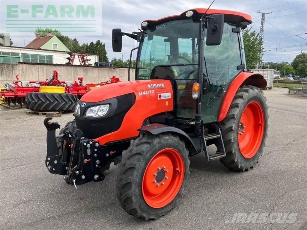 Kubota M4072 トラクター