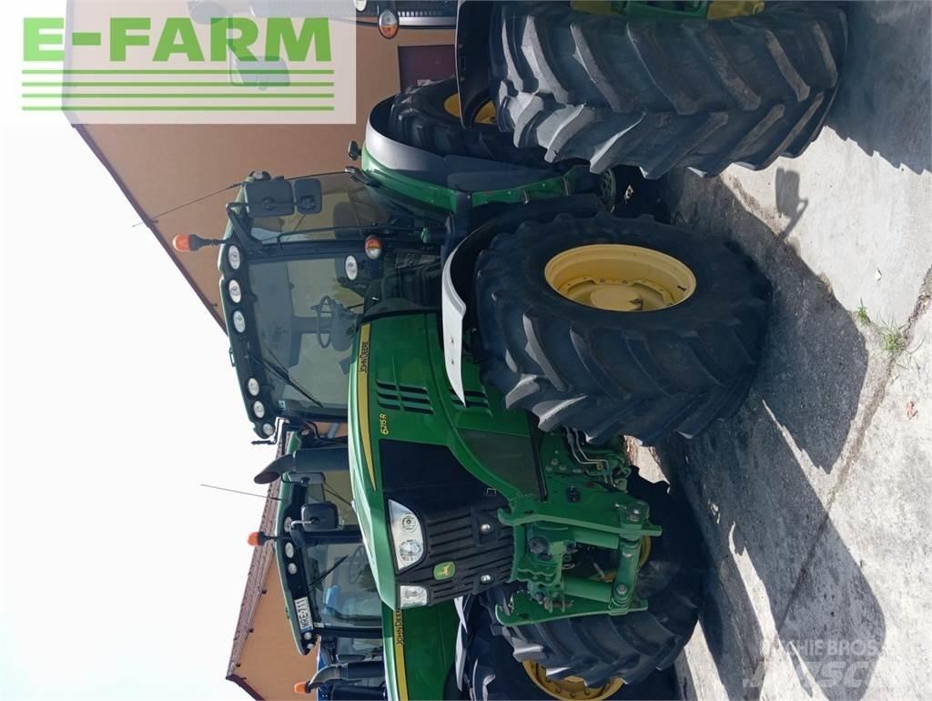 John Deere 6215R トラクター