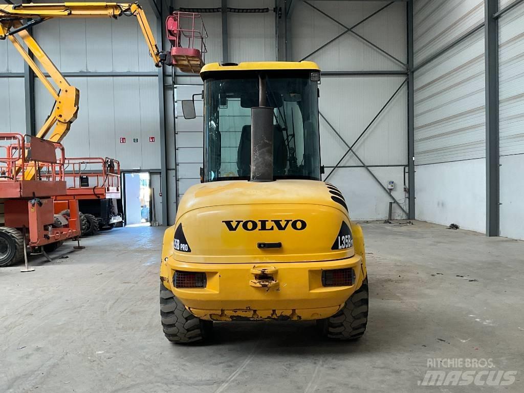 Volvo L 35 B-Z ホイールローダー・タイヤショベル