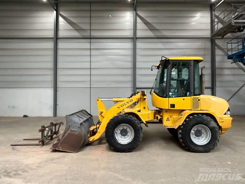 Volvo L 35 B-Z ホイールローダー・タイヤショベル