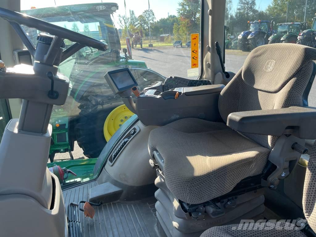 John Deere 7200 R トラクター
