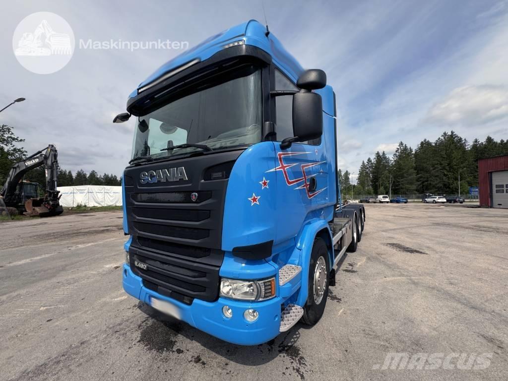 Scania R 490 LB アームロール