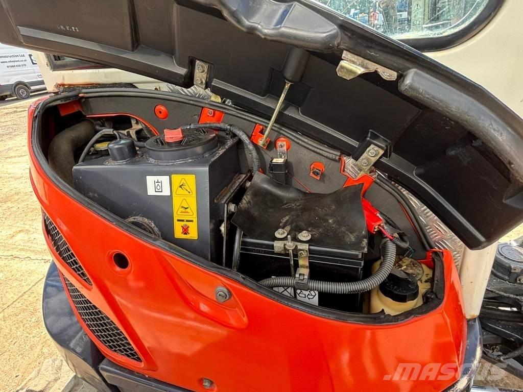 Kubota U 25-3 ミニ油圧ショベル 7t以下（ミニユンボ・ミニディガー）