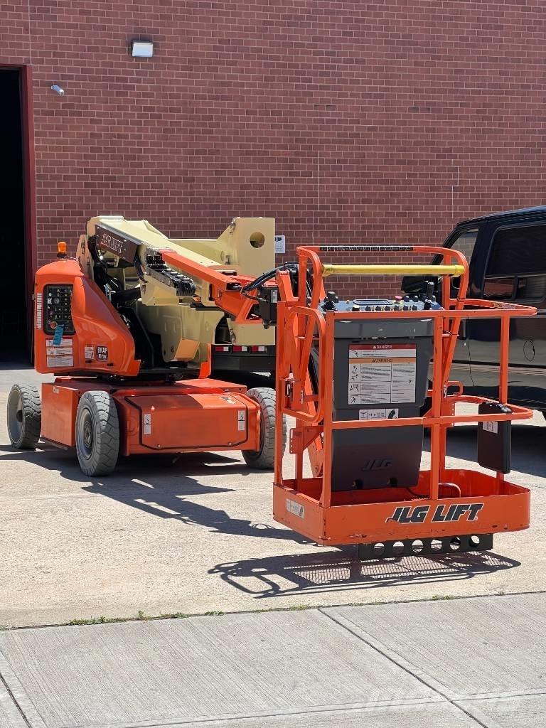 JLG E 400 AJPN ブームリフト　屈伸型
