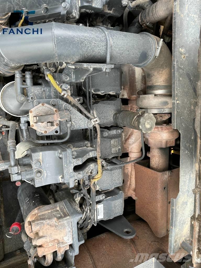 Komatsu PC 450 LC 大型油圧ショベル12t以上（パワーショベル・ユンボ）